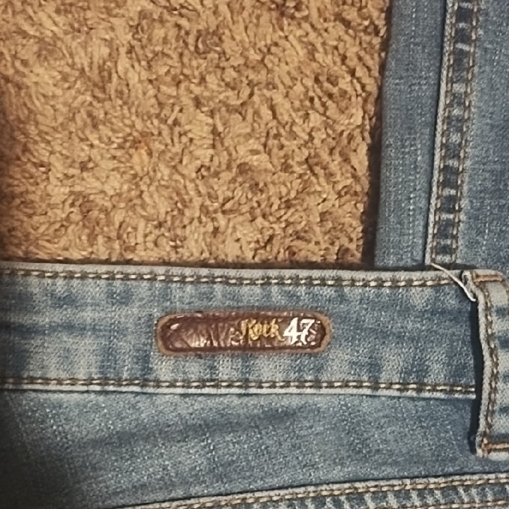 #2127 Rock 47 Wrangler Women's Blue Jeans with Embellished Pockets - Picture 3 of 9
